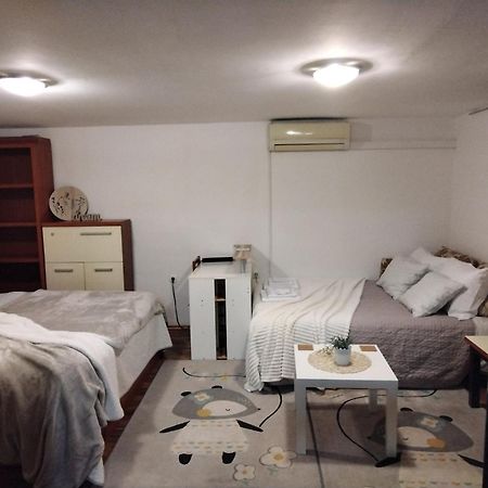 Bonbon Condominium ซาดาร์ ภายนอก รูปภาพ